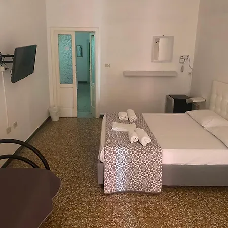 Dama Hostelbb Хостел
