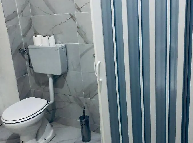 Hostel Dama Hostelbb Νάπολη