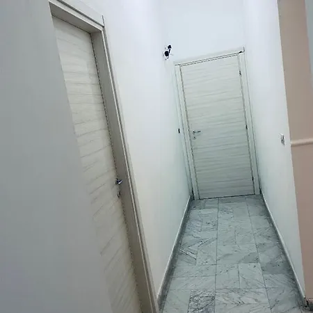 Dama Hostelbb Albergue Nápoles